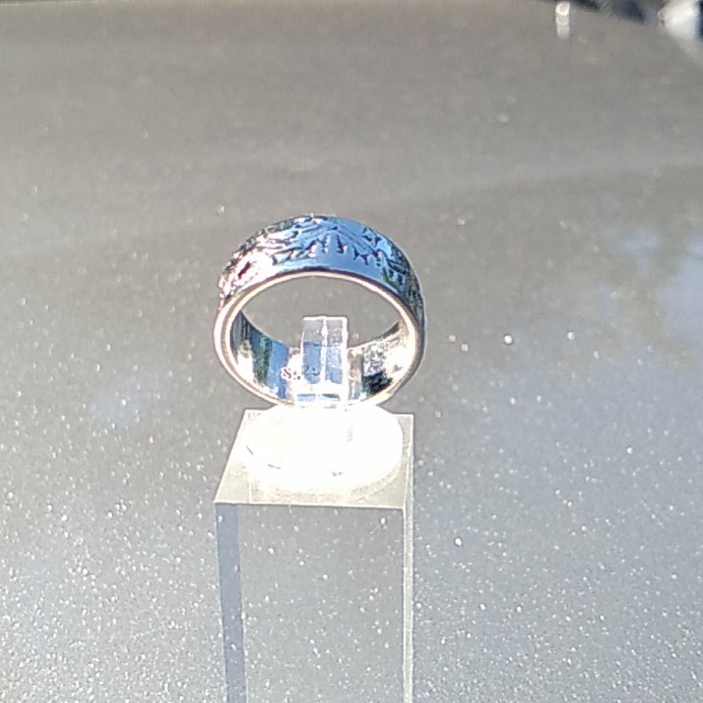 New Mens Silver Wolf Wedding Band